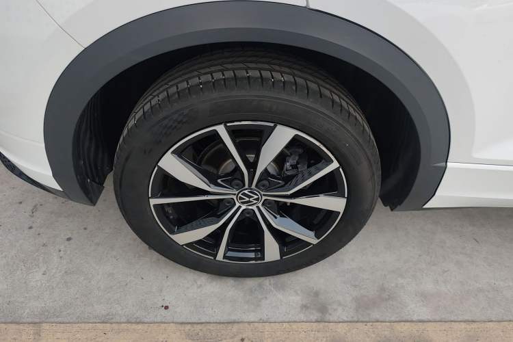 Used Volkswagen T-ROC 2023 300TSI DSG Two-Wheel-Drive Chen Guang Edition