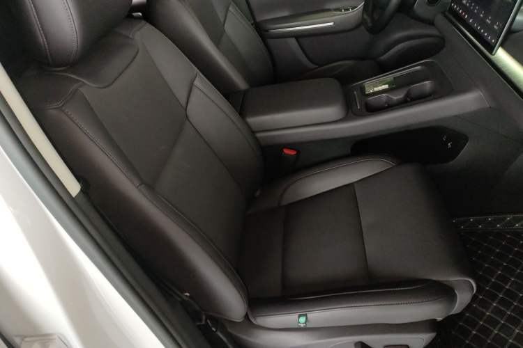 Used Leapmotor C16 2024 Range-Extended 200 Luxury Edition