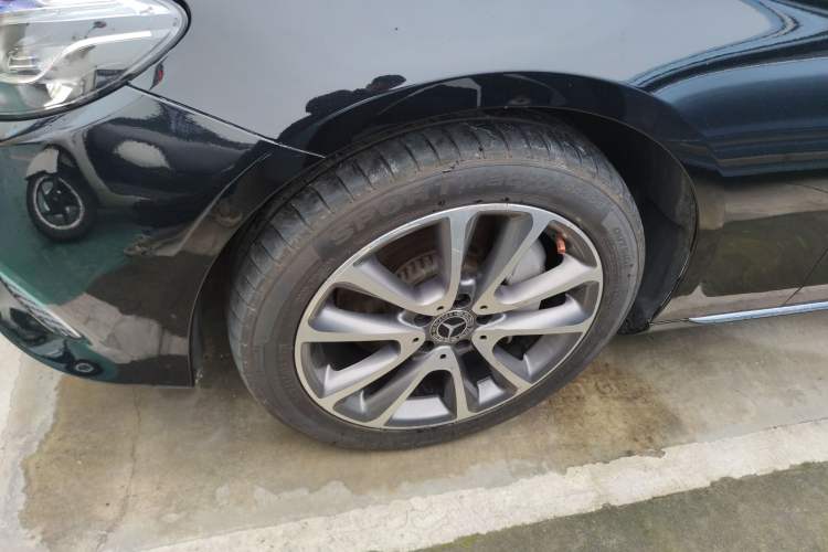 Used Mercedes-Benz E-Class 2018 Facelift E 300 L Luxury Edition
