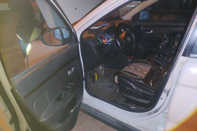 Used Dongfeng Fengon 370 2016 1.5L Manual Luxury 7-Seater
