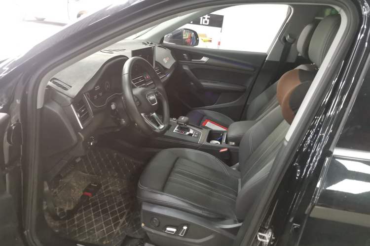 Used Audi Q5L 2023 40T Luxury Elegant Model
