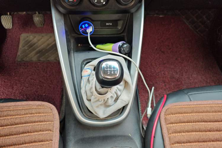 Used Baojun 510 2017 1.5L manual Comfort trim