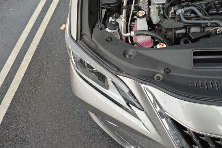 Used Lexus ES 2022 300h Excellence Edition
