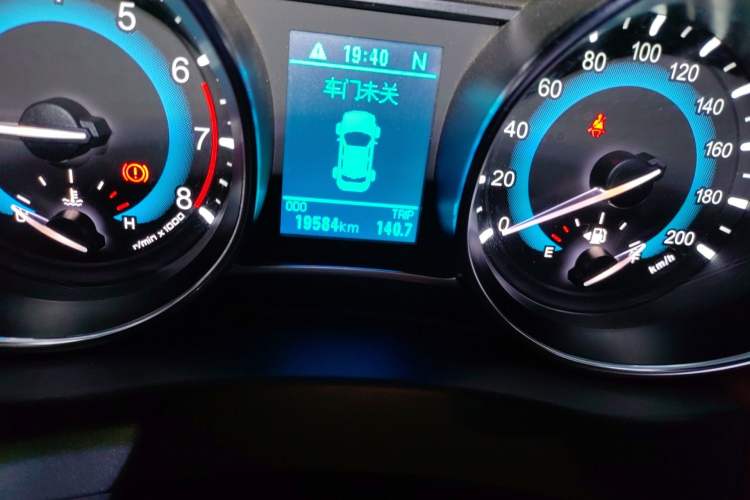 Used Haval H1 2016 Blue Label 1.5L AMT Luxury Model