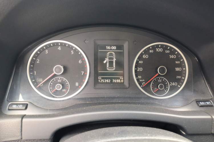 Used Volkswagen Tiguan L 2017 300TSI Automatic Two-Wheel Drive Silk Road Comfort Edition