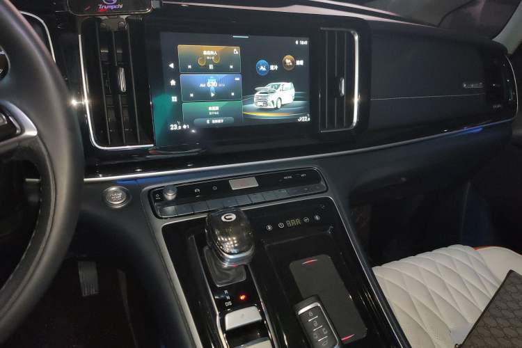 Used GAC Trumpchi M8 2021 Lingxiu Series 390T Deluxe Edition