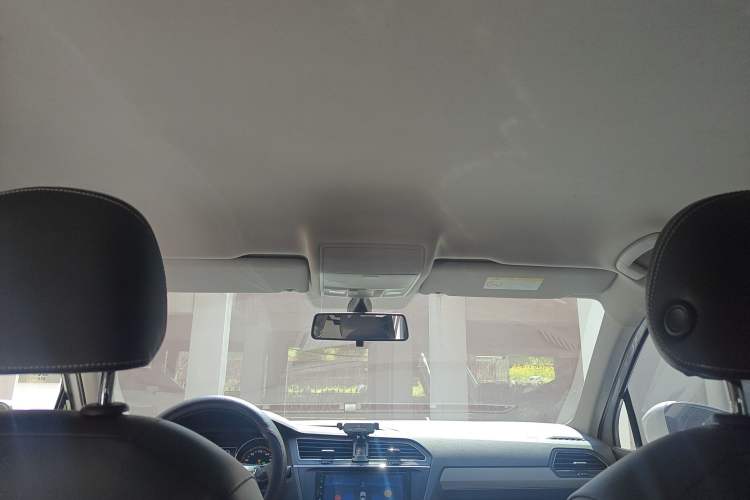 Used Volkswagen Tiguan L 2020 330TSI Automatic Two-Wheel Drive Luxury Edition China VI Standard