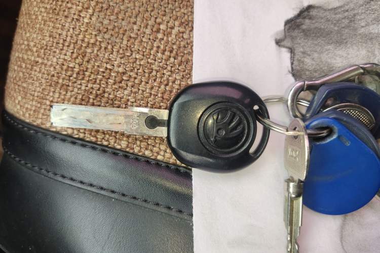 Used Skoda Rapid Spaceback 2014 1.6L Automatic Enjoyment Edition
