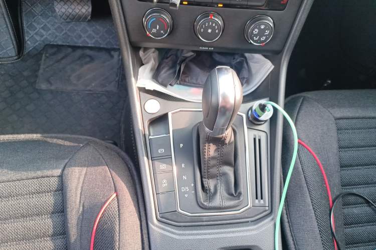 Used Volkswagen Lavida 2023 1.5L Automatic Full-Comfort Edition
