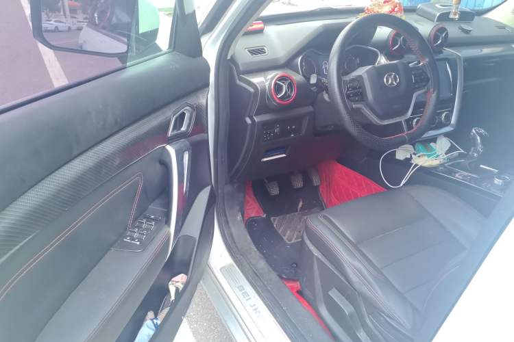 Used BAIC Off-Road BJ20 2016 1.5T Manual Luxury Model
