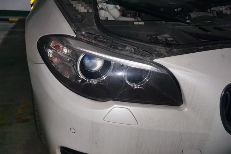 Used BMW 5 Series 2014 525Li Luxury Design Package Right Front Headlight