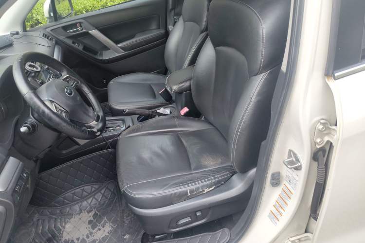 Used Subaru Forester 2013 2.5i Automatic Luxury Edition
