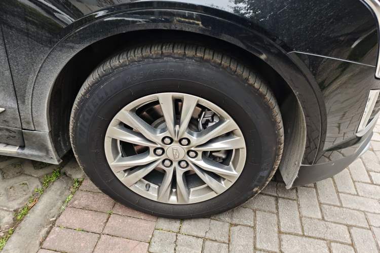 Used Cadillac XT5 2021 2.0T Two-Wheel Drive Luxury Version