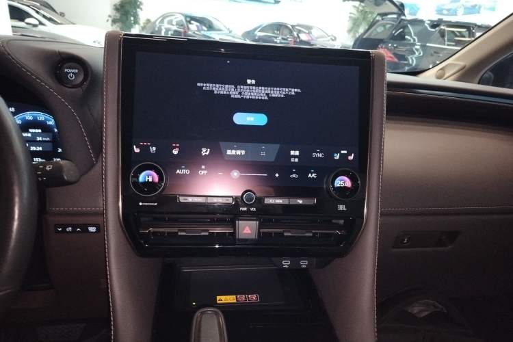 Used Toyota Alphard 2024 Dual-Engine 2.5L Prestige Edition
