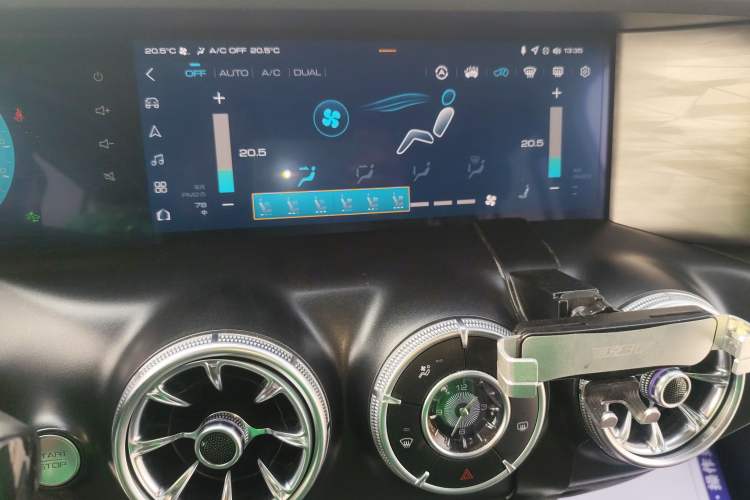 Used Tank 300 2021 City Edition 2.0T—Truly Stylish