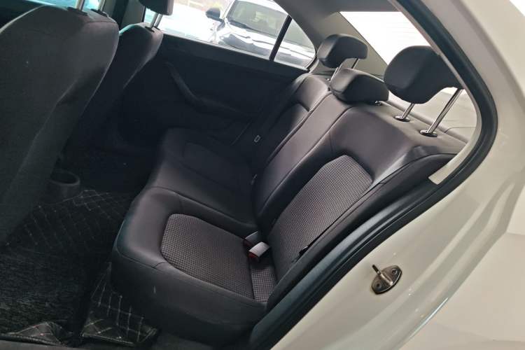 Used Volkswagen Santana 2021 1.5L Manual Fashion Edition Left Rear Seat