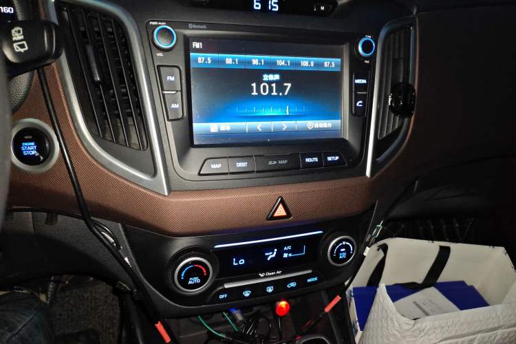 Used Hyundai ix25 2015 2.0L Automatic 4x4 Deluxe DLX