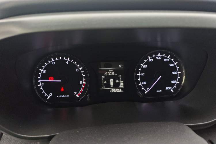 Used CHANGAN OSHAN X70A 2019 1.5L Manual Basic Version China VI Standard
