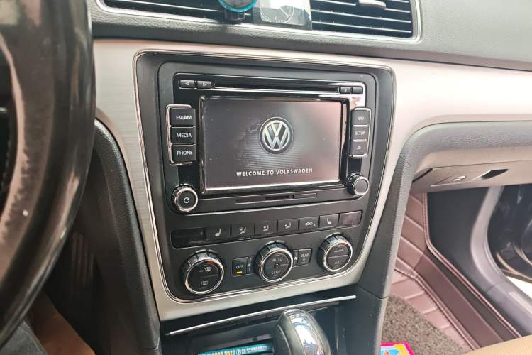 Used Volkswagen Passat 2015 1.8TSI DSG Prestige Edition