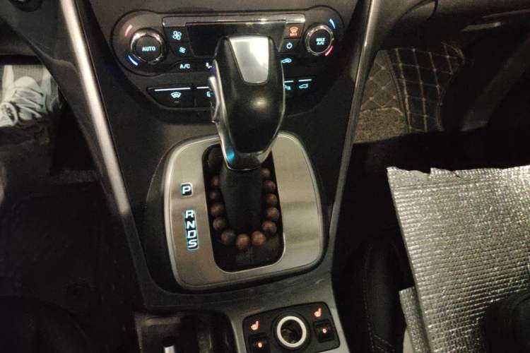 Used Ford Kuga 2015 2.0L GTDi Four-Wheel Drive Prestige Model

