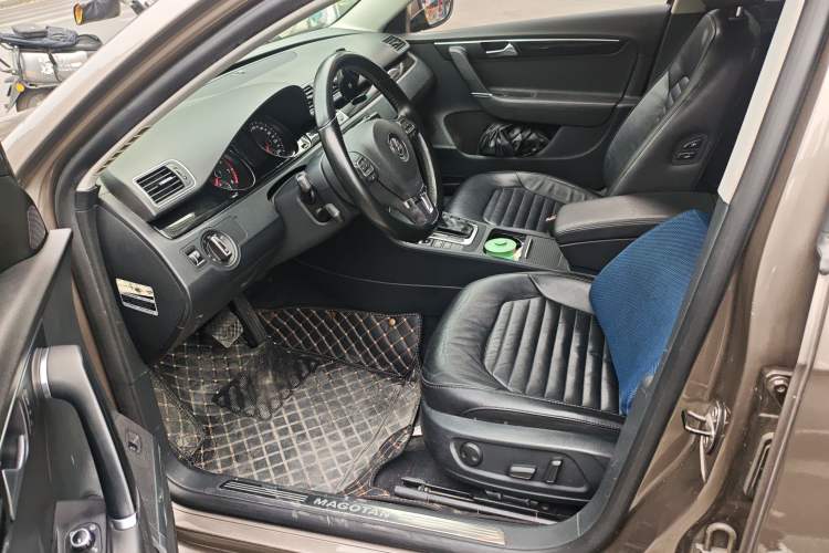 Used Volkswagen Magotan 2012 Revised Version 2.0 TSI Luxury Edition