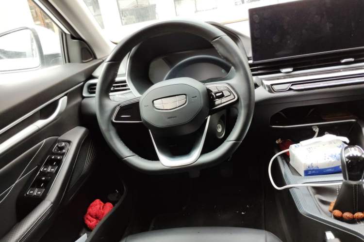 Used Geely Auto Emgrand 2025 4th Generation 1.5L Manual – Dragon Edition
