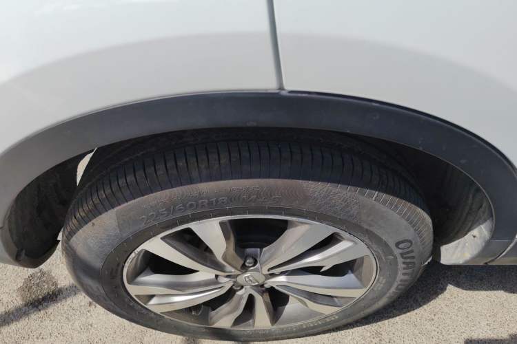 Used Geely Auto Emgrand X7 Sport 2016 1.8TD Automatic ZhiZun Version Right Rear Wheel Hub