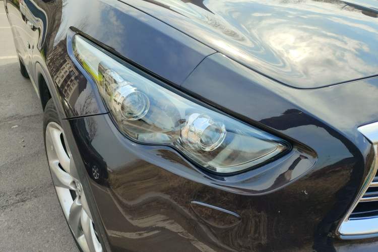 Used Infiniti QX70 2013 3.7L Standard Edition