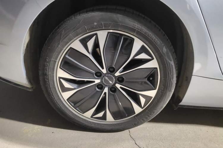 Used BYD Seal 2022 550 km Standard Range Rear-Wheel Drive Elite Version
