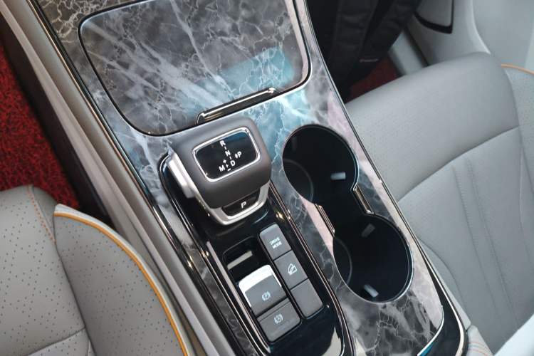 Used FORTHING Yacht 2024 1.5T DCT Guanhai Edition