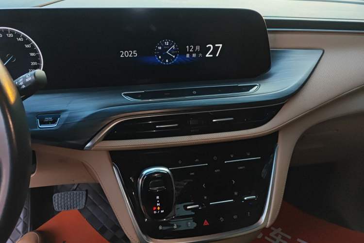 Used Buick GL8 2021 ES Landtrek 653T Luxury Model