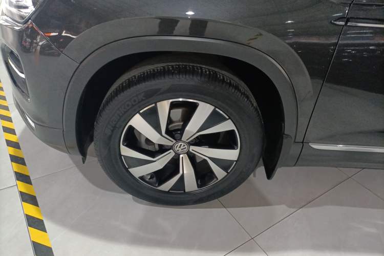 Used Volkswagen Tayron 2021 330TSI Two-Wheel Drive Luxury Smart Connectivity Version