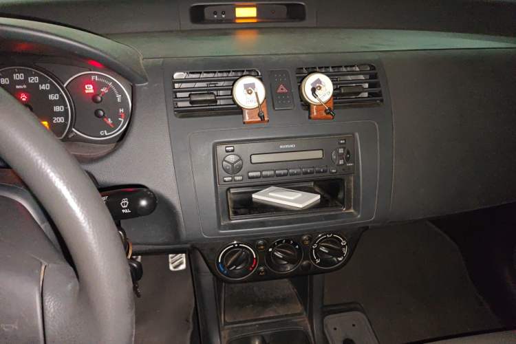 Used Suzuki Swift 2013 1.3L Manual Value Edition Audio And AC Panel