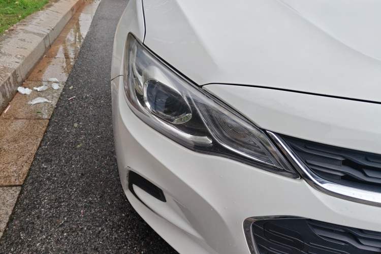 Used Chevrolet Cavalier 2019 320 Automatic Xinyue Edition Right Front Headlight