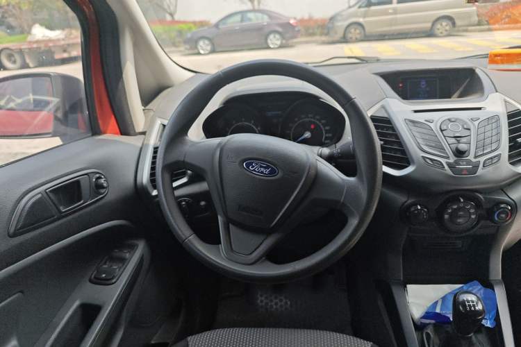 Used Ford EcoSport 2013 1.5L Manual Comfort Model