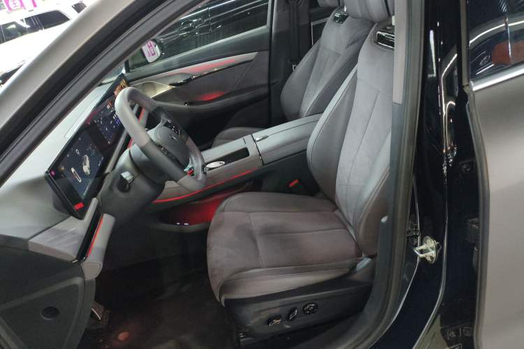 Used VOYAH PASSION 2024 PHEV Four-Wheel Drive Ultra-Long Range Flagship Model Left Front Seat