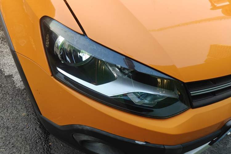 Used Volkswagen Polo 2012 1.6L Cross Polo Automatic Transmission