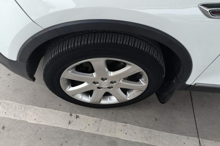 Used Buick Encore 2015 1.4T Automatic Two-Wheel Drive Urban Elite Version