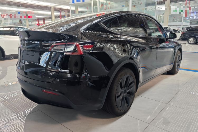 Used Tesla Model Y 2023 Rear-Wheel-Drive Version