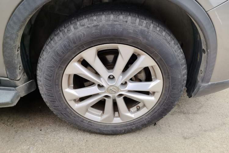 Used Nissan X-Trail 2014 2.5L CVT Luxury Edition 4WD
