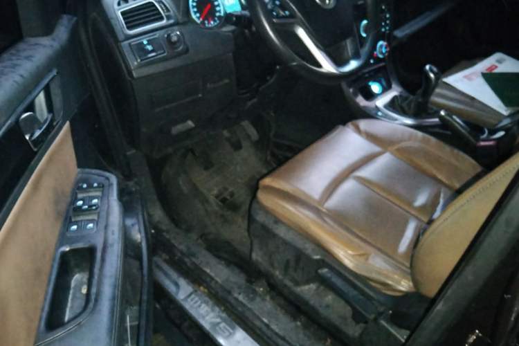 Used Brilliance V5 2014 1.5T Manual Two-Wheel Drive Luxury Model