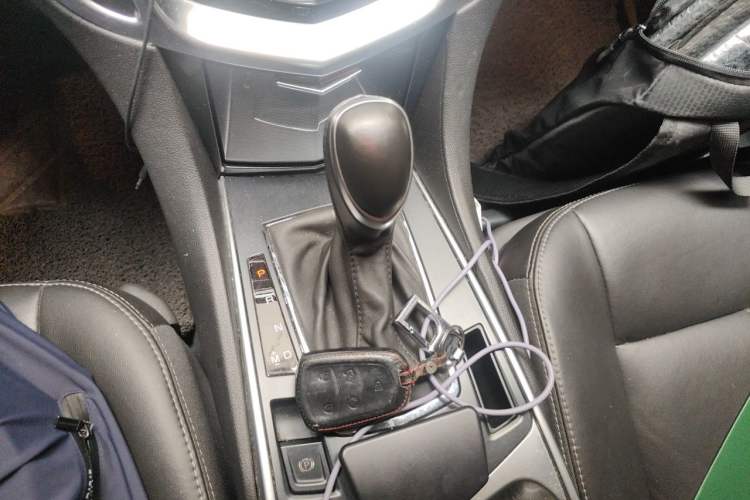 Used Cadillac SRX 2015 3.0L Comfort Version
