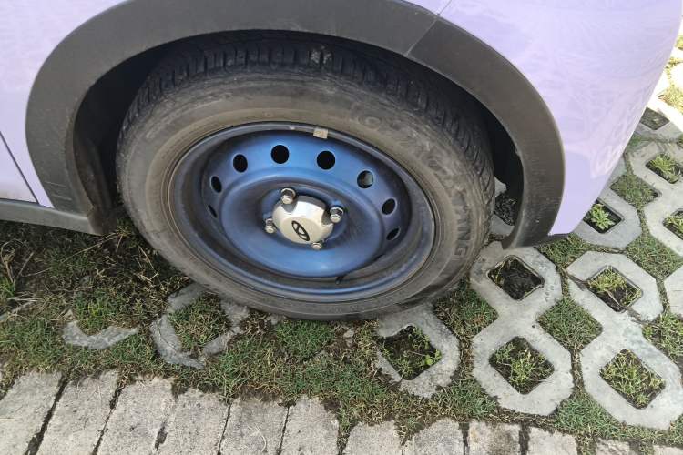 Used Chery QQ Little Ant 2022 Me 301km Romance Phosphate Lithium-Iron
