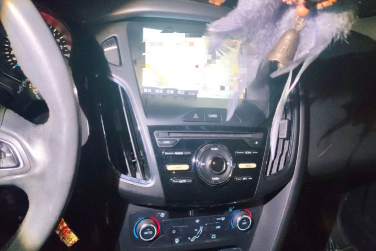 Used Ford Focus 2017 Hatchback 1.6L Automatic Fashion Edition Smart Drive Version
