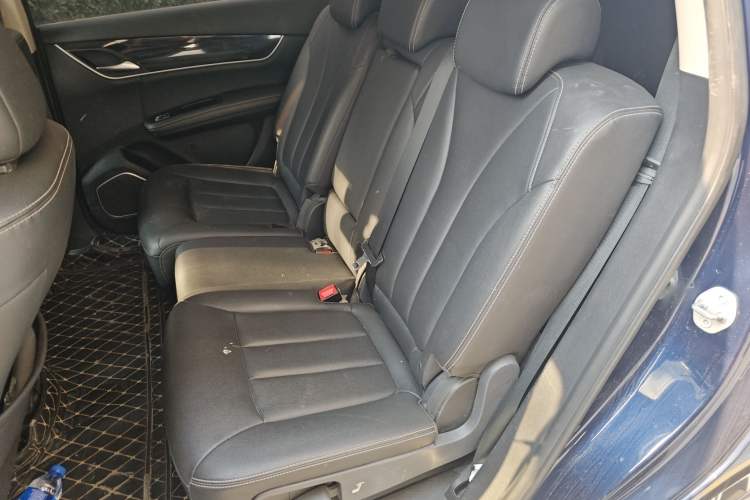 Used BYD Song MAX 2019 1.5T Automatic Smart Connect Ruiyi Sunroof Model 7 Seats China V Emission Standard
