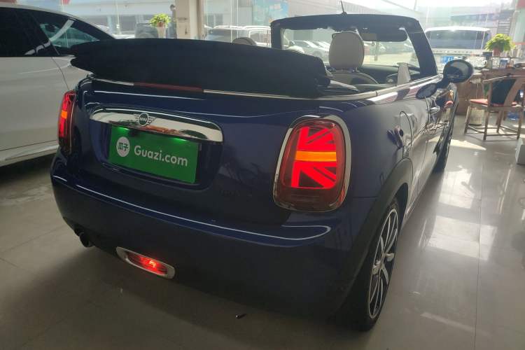 Used MINI MINI 2018 1.5T COOPER CABRIO Artist
