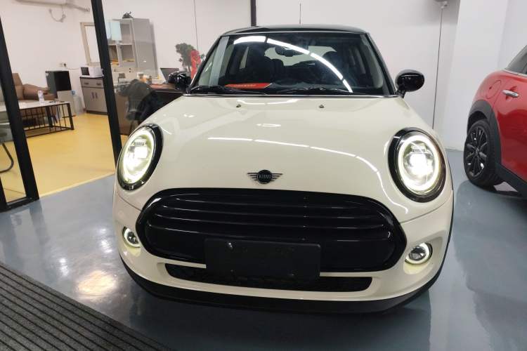 Used MINI 2019 1.5T COOPER Classic Edition
