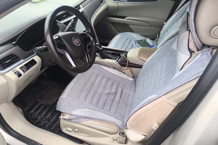 Used Cadillac XTS 2014 28T Comfort Version Left Front Seat