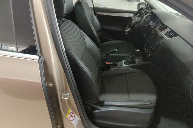 Used Skoda Octavia 2018 TSI230 DSG Luxury Edition