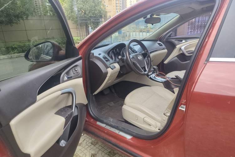 Used Buick Regal 2014 2.0L Leading Fashion Edition